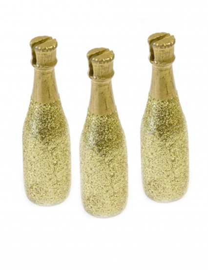 3 Plaatskaartjes Champagnefles goudkleurig 8 x 2 cm 3 Plaatskaartjes Champagnefles goudkleurig 8 x 2 cm