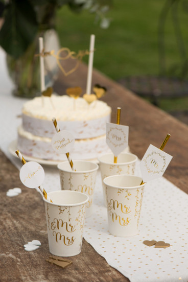 10 Kartonnen bekers Just Married metallic 7;8 x 9;7 cm 12 cl 10 Kartonnen bekers Just Married metallic 7;8 x 9;7 cm 12 cl